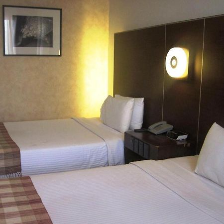 Casablanca Suites Legazpi City Exteriör bild